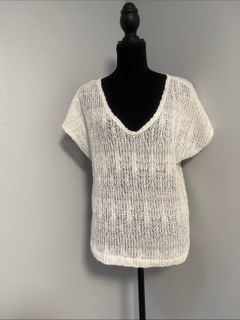 Ragged Priest Women's Cream Open-Knit V-Neck Tank